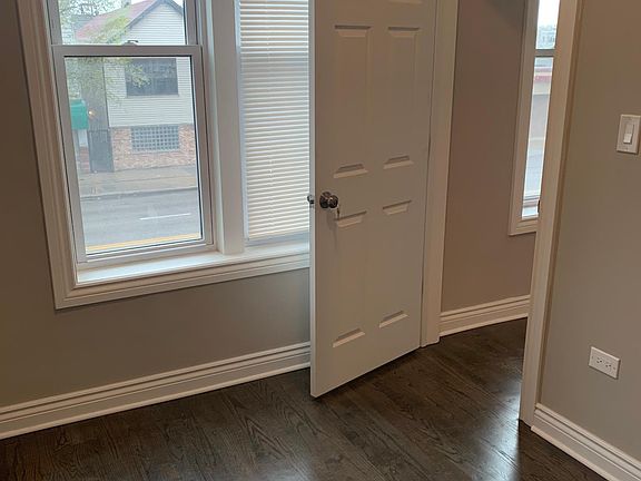 4th image of 2109 N Western Ave APT 2F