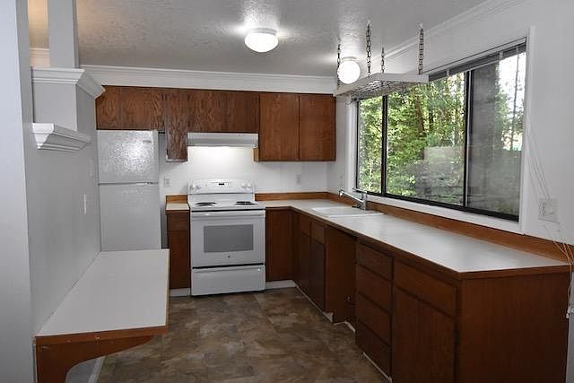Kitchen w/ window