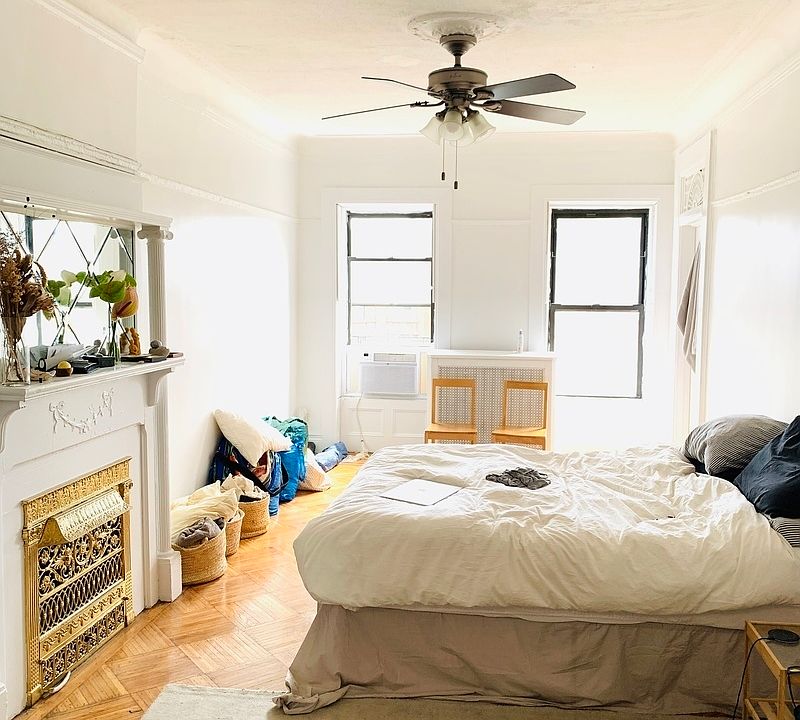 1st image of 413 Putnam Ave APT 4