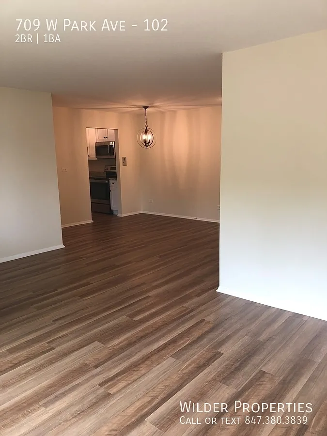 2 bed, 700 sqft, $1,750 — Photo 2