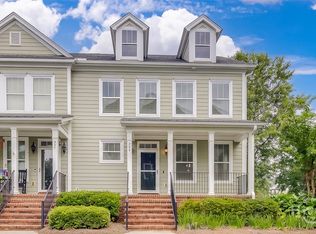 329 Lake View Dr, Pooler, GA 31322