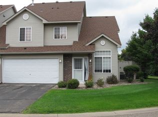 2427 Oakridge Cir, Hudson, WI 54016