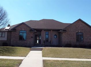 701 Donna St, Denver, IA 50622