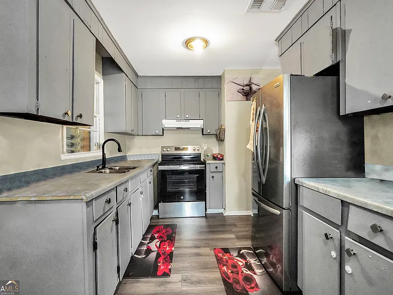 106 Vickie Dr — Photo 7