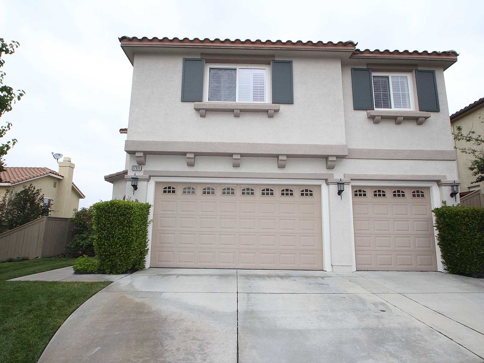 1st image of 17331 Sierra Sunrise Ln