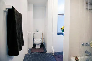 Rented by APT212 INC