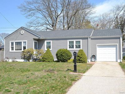 229 Ferndale Boulevard, Islip, NY, 11751