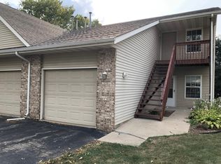 9512 Romeldale Ln APT 2, Roscoe, IL 61073
