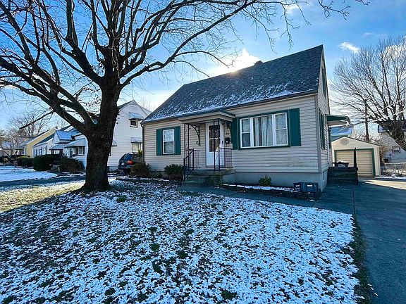2nd image of 36 Thorpe Dr