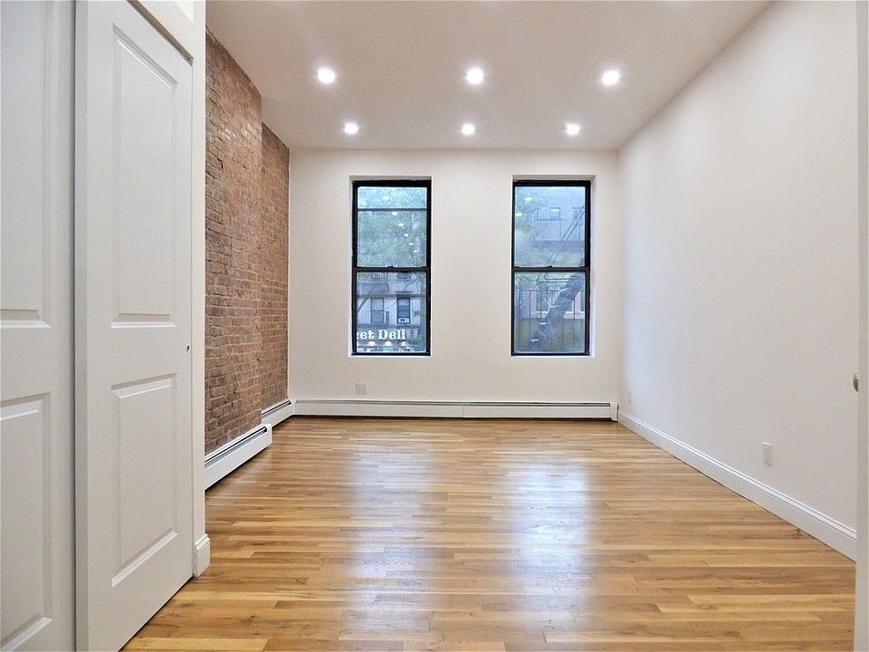 1st image of 1742 1st Ave #5E