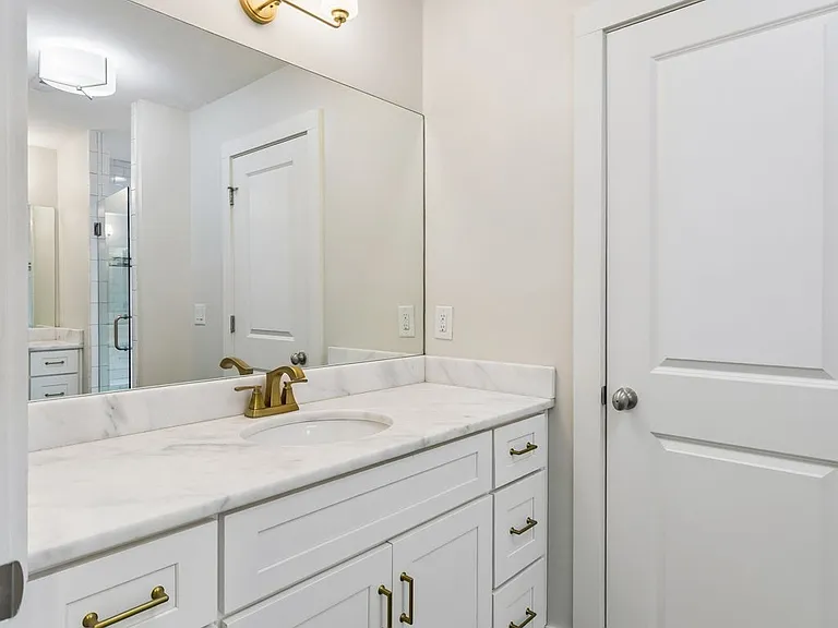 6214 California Ave #A — Photo 25