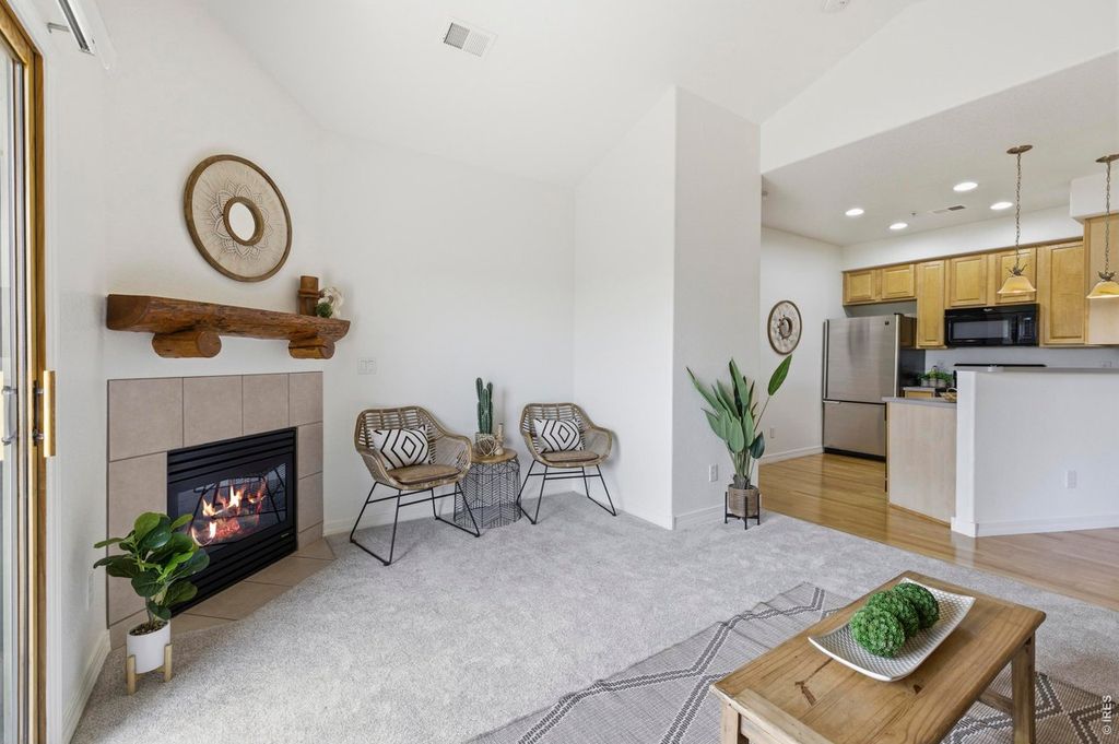 5220 Boardwalk Dr #I-34
