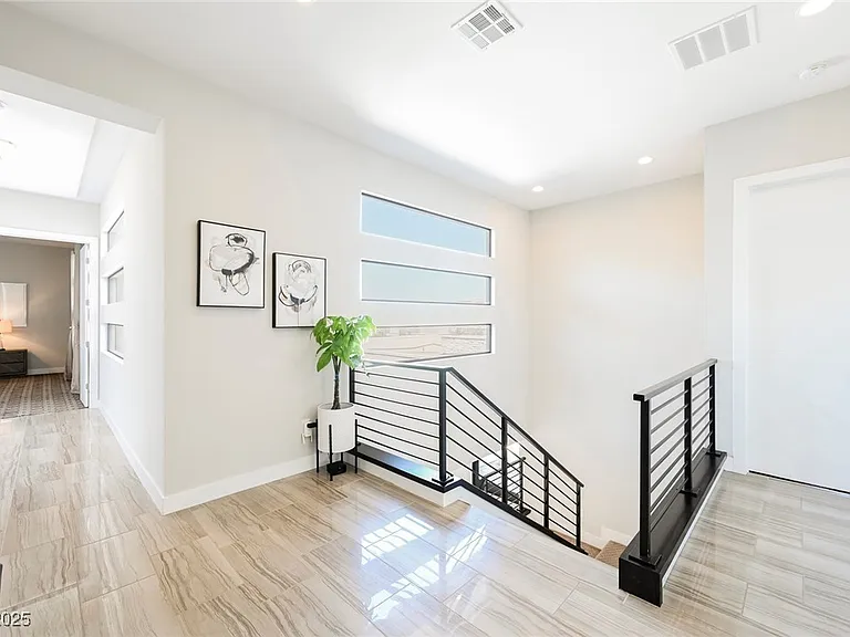 19 Garden Rain Dr — Photo 29