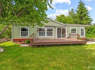 309 State Route 409, Cathlamet, WA 98612