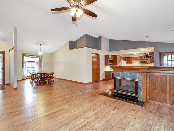 4th image of 123 Dogwood Ct