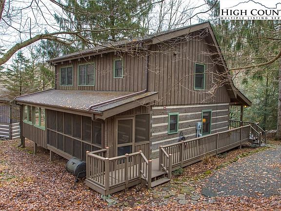 3rd image of 289 Hawks Lake Dr