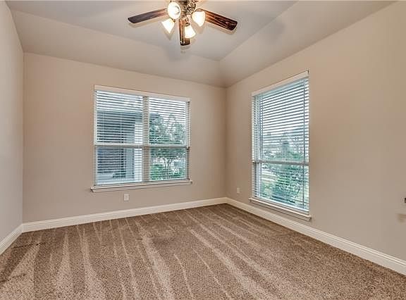 4th image of 517 Eastbrook Dr