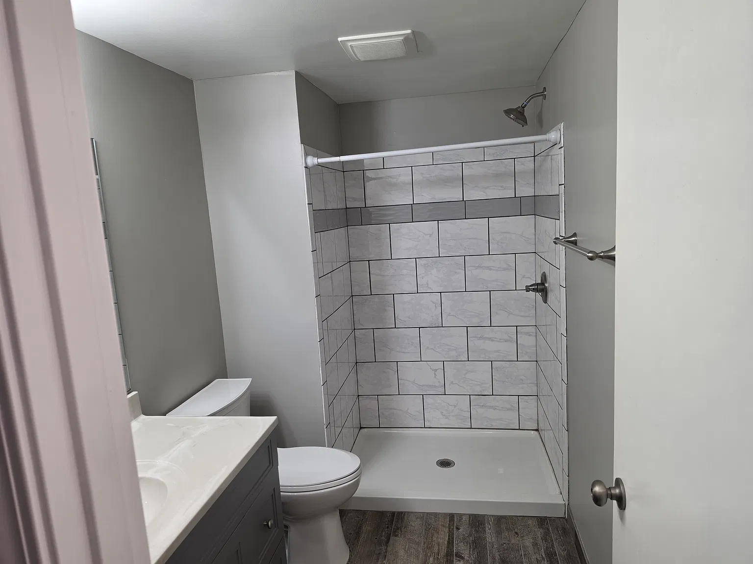 4 bed, 1900 sqft, $1,945 — Photo 4
