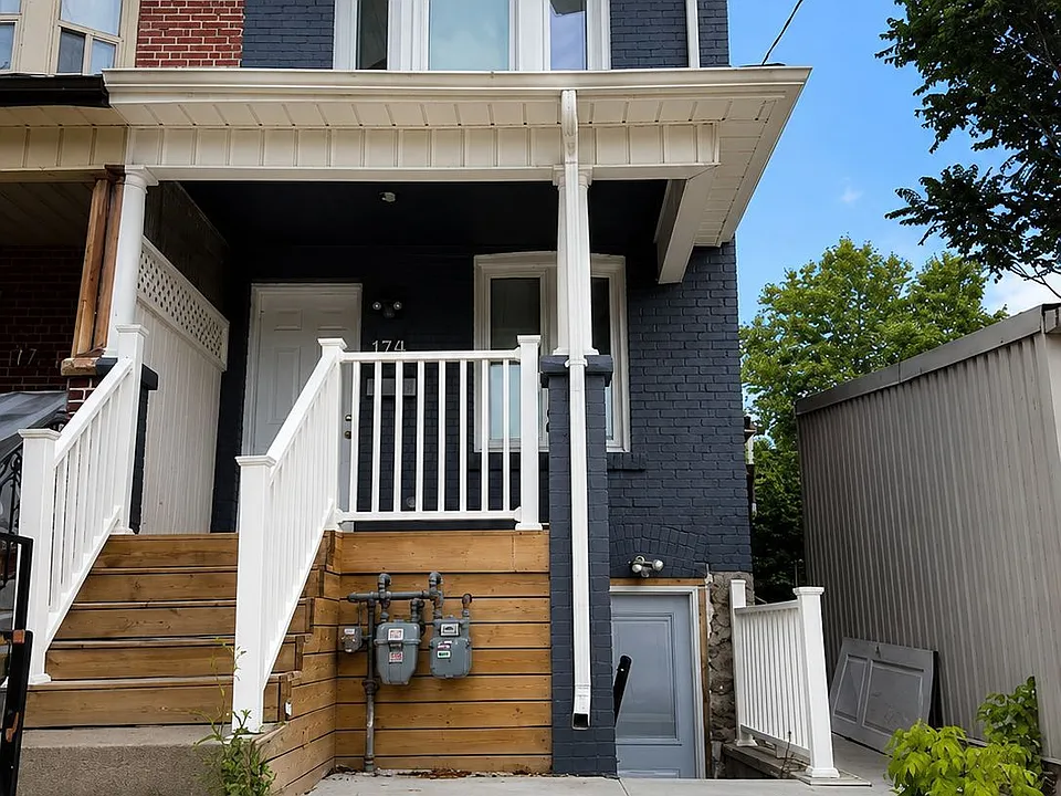170 Yarmouth Rd #2
