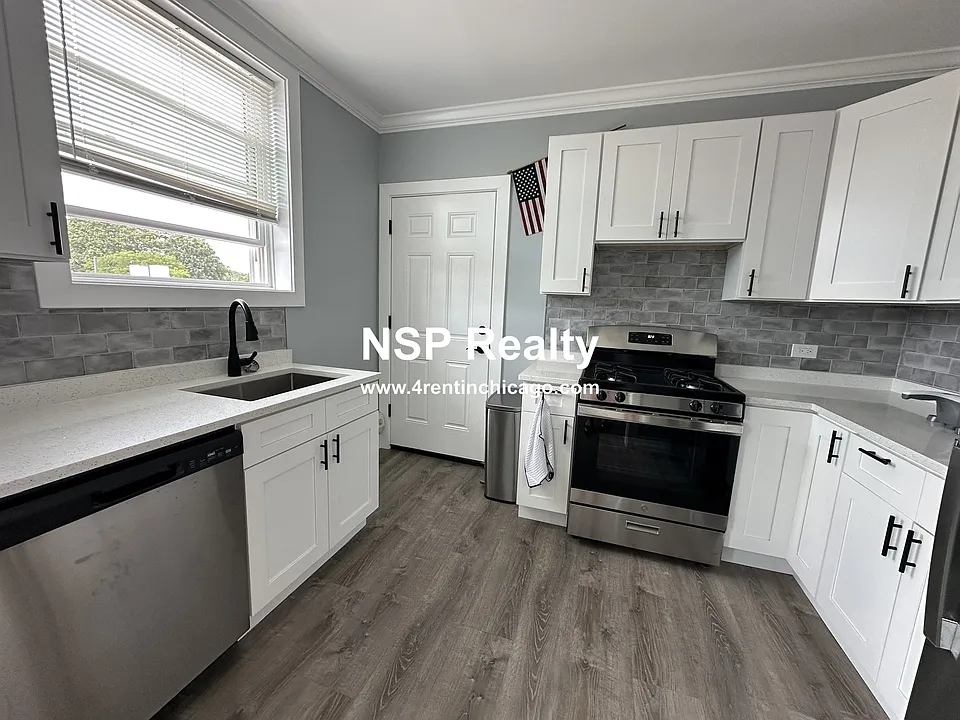 1132 Maple Ave #2