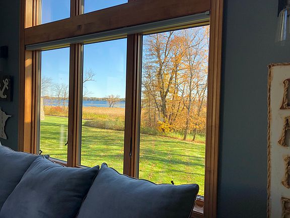 4th image of 2753 Arrowwood Dr NW