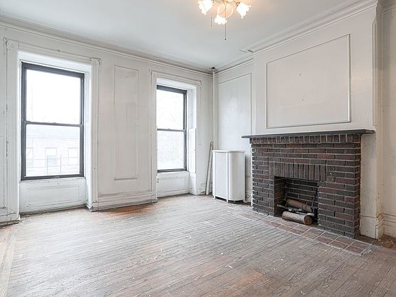 3rd image of 436 W 47th St #4BB