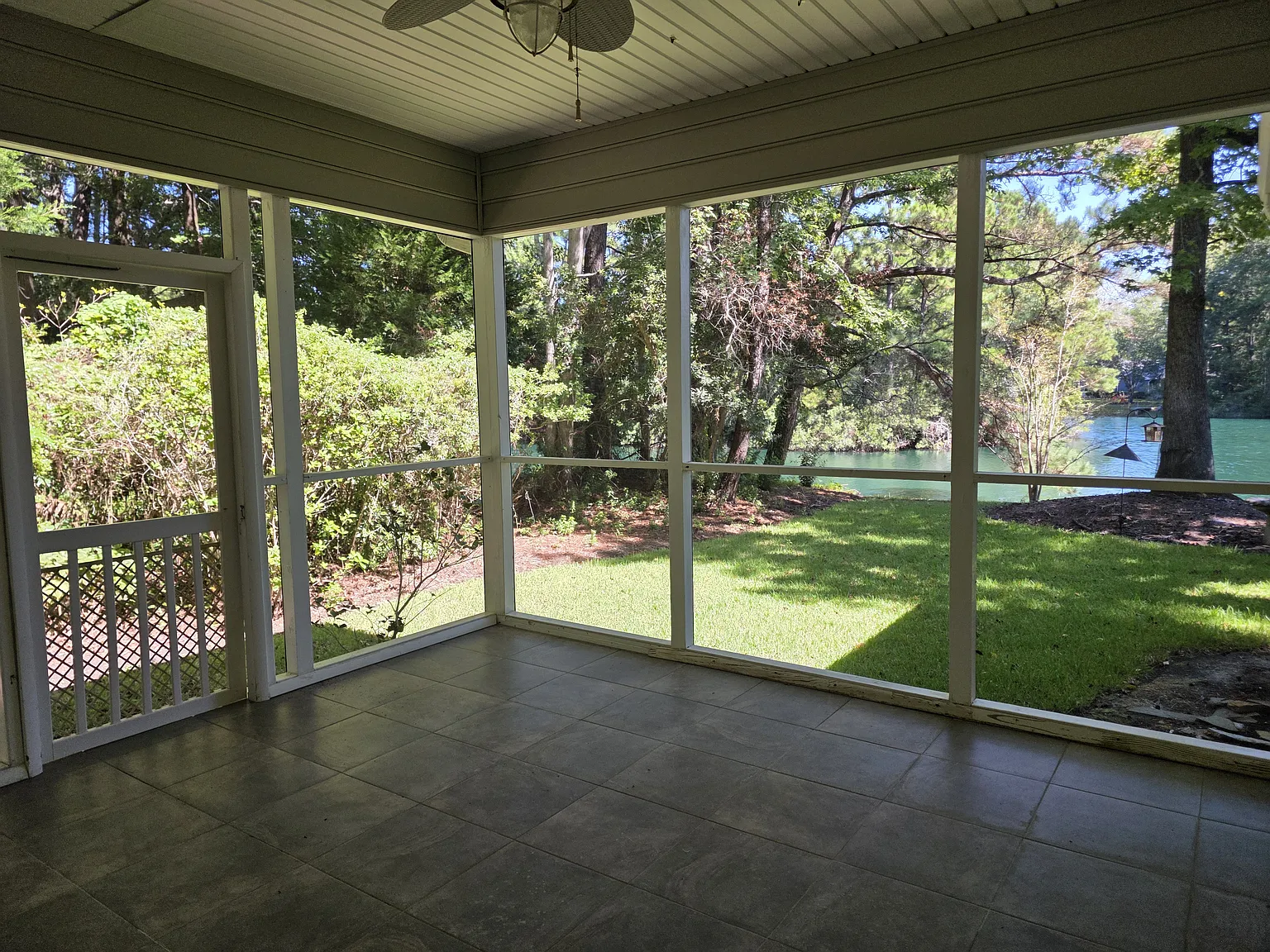 3 bed, 2200 sqft, $2,800 — Photo 2