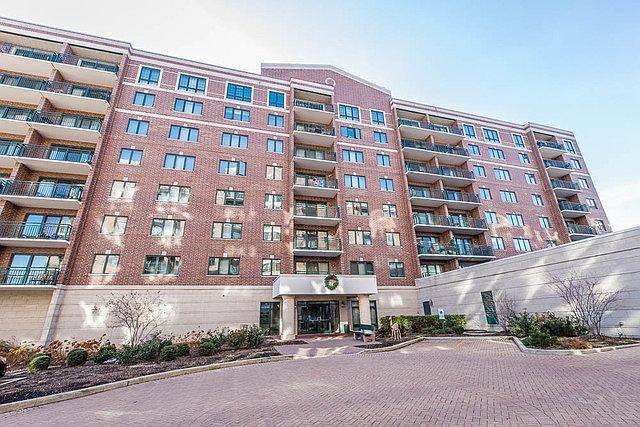 1st image of 770 Pearson St #2-412
