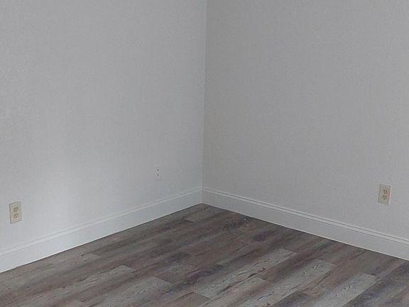 5th image of 1011 E Bougainvillea Ave APT B
