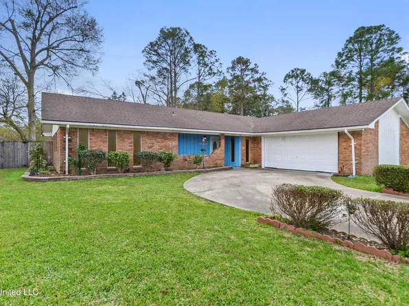 11504 Carondelet St, Gulfport, MS 39503