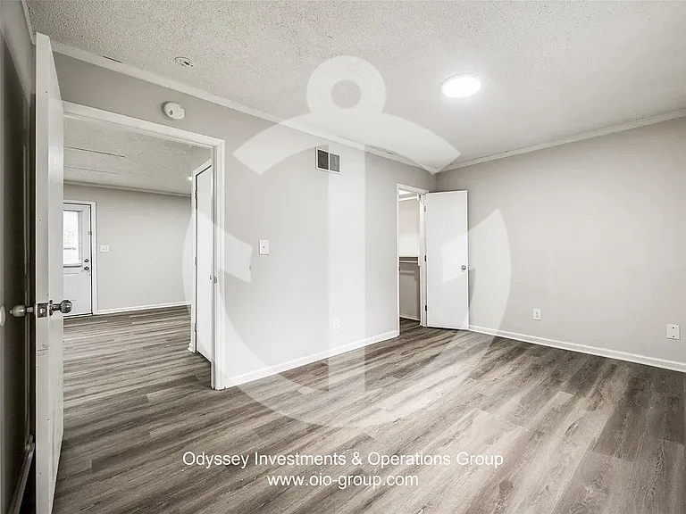 595 Betty St #4 — Photo 9