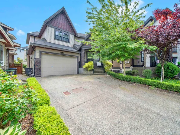 5906 139th St, Surrey, BC V3X 0G6