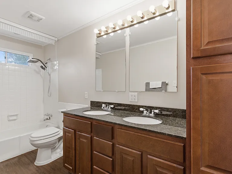 2113 Fleur De Lis Ct — Photo 20