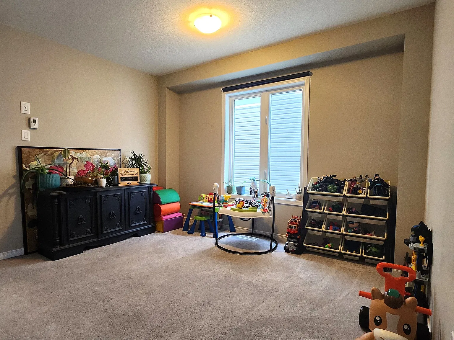 4 bed, $2,800 — Photo 4