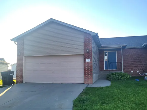 7251 Dorchester Ct, Lincoln, NE 68521