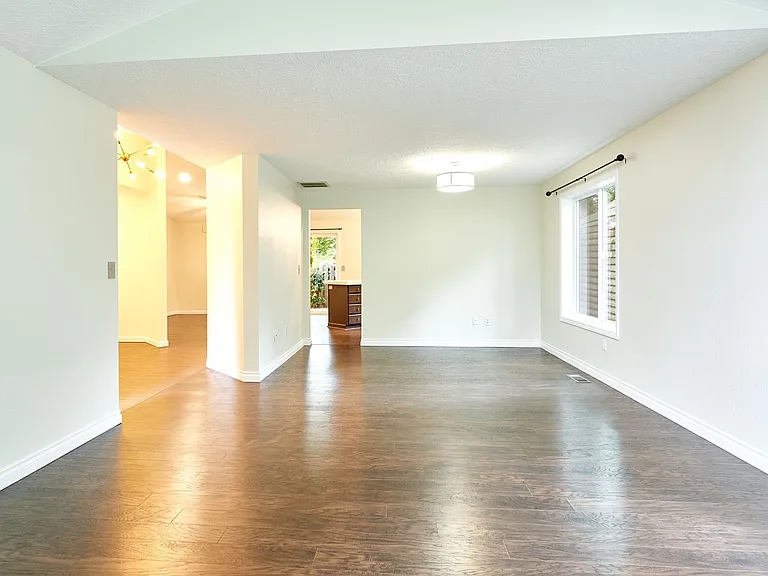 5455 Norma Ave SE — Photo 6
