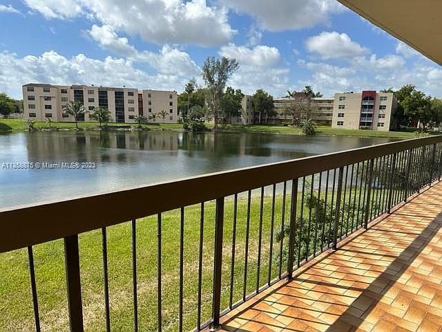 1st image of 1350 SW 122nd Ave APT 204