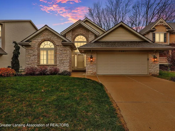 7841 Ashbrook Dr #88, Haslett, MI 48840