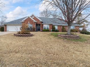 3 Oak Ridge Ln, Bentonville, AR 72712