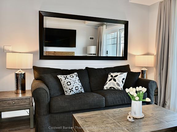 3rd image of 25 Pen Lake Point Rd #404