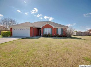 18337 Foxford Ln, Athens, AL 35613