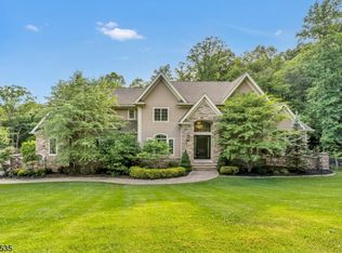 76 Blazier Rd, Martinsville, NJ 08836