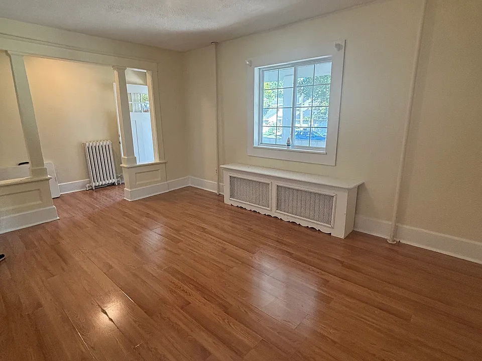 12 Louis Ave #1