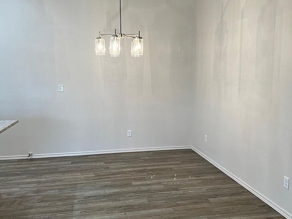 3rd image of 5613 Kemper St