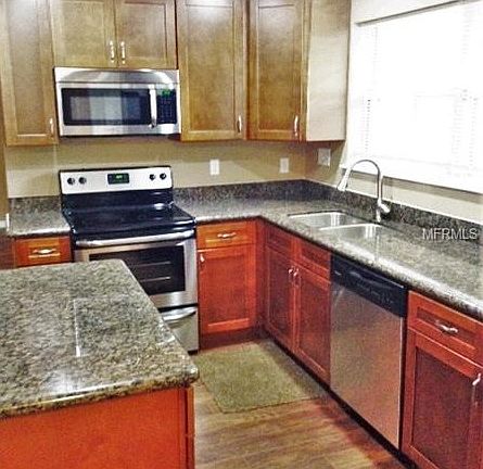 4th image of 1408 W Burger St
