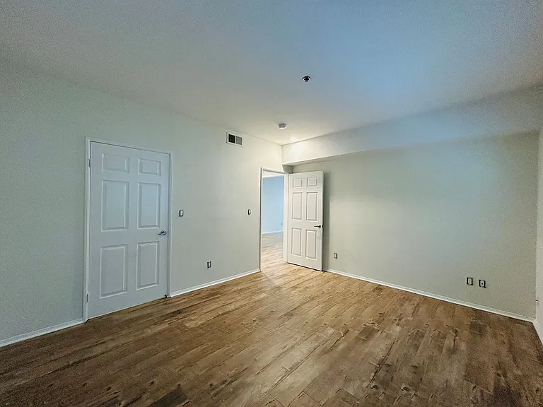 3518 Dunn Dr — Photo 11