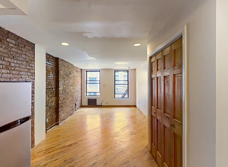 120 Orchard St #3 — Photo 1