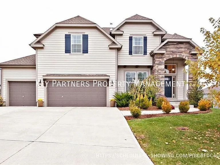 23402 W 52nd Ter — Photo 1