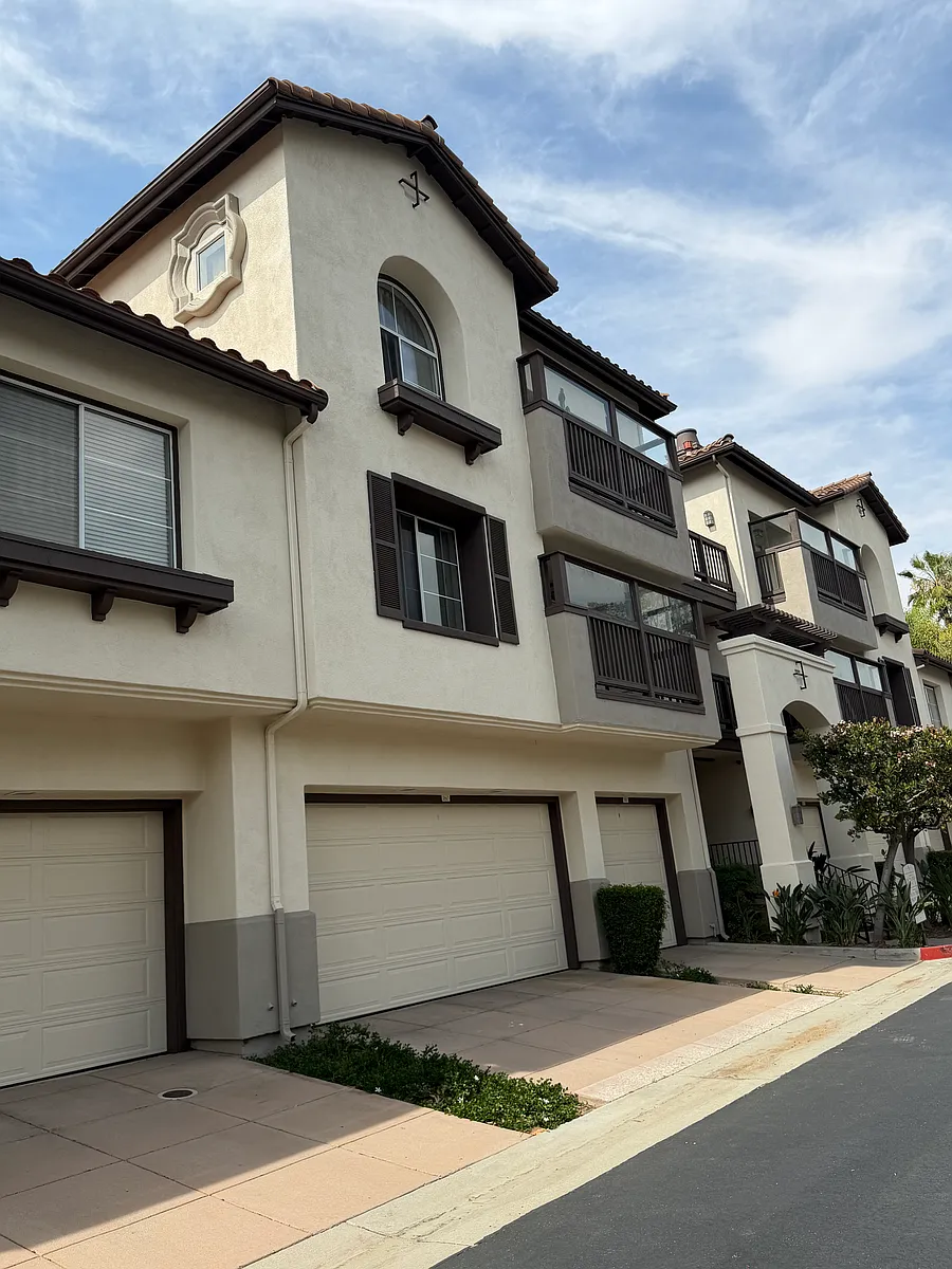 Building Photo - 2960 Champion Way #2714