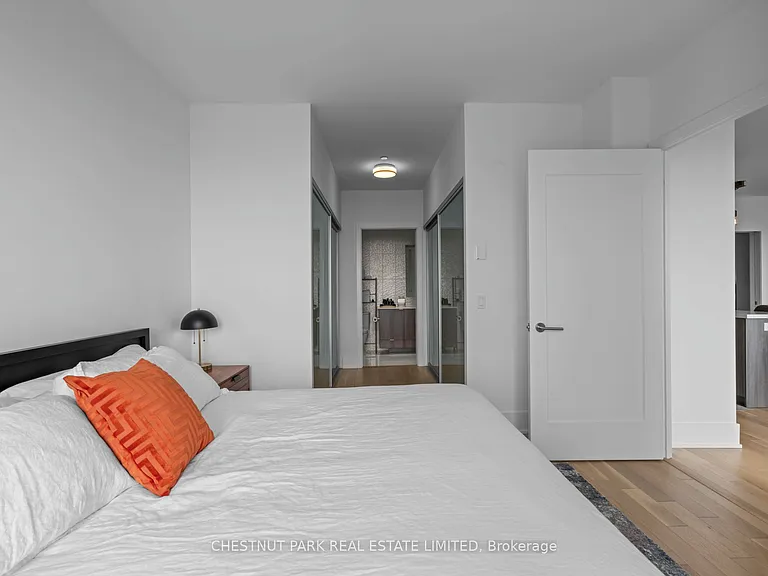 585 Bloor St E #4419 — Photo 16